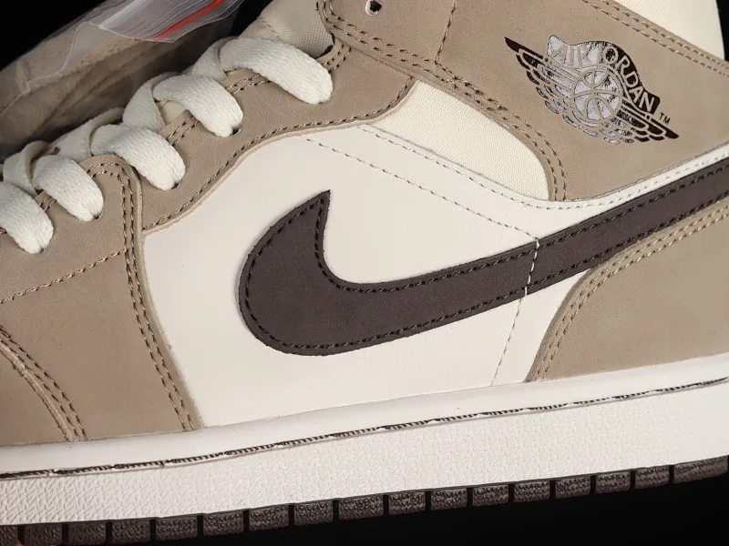 All categories Air Jordan Jordan series basketball shoes Air Jordan 1 Mid Air Jordan 1 Mid OG SP AJ1 Joe 1 customized model Zhongbang basketball shoes 554766-003